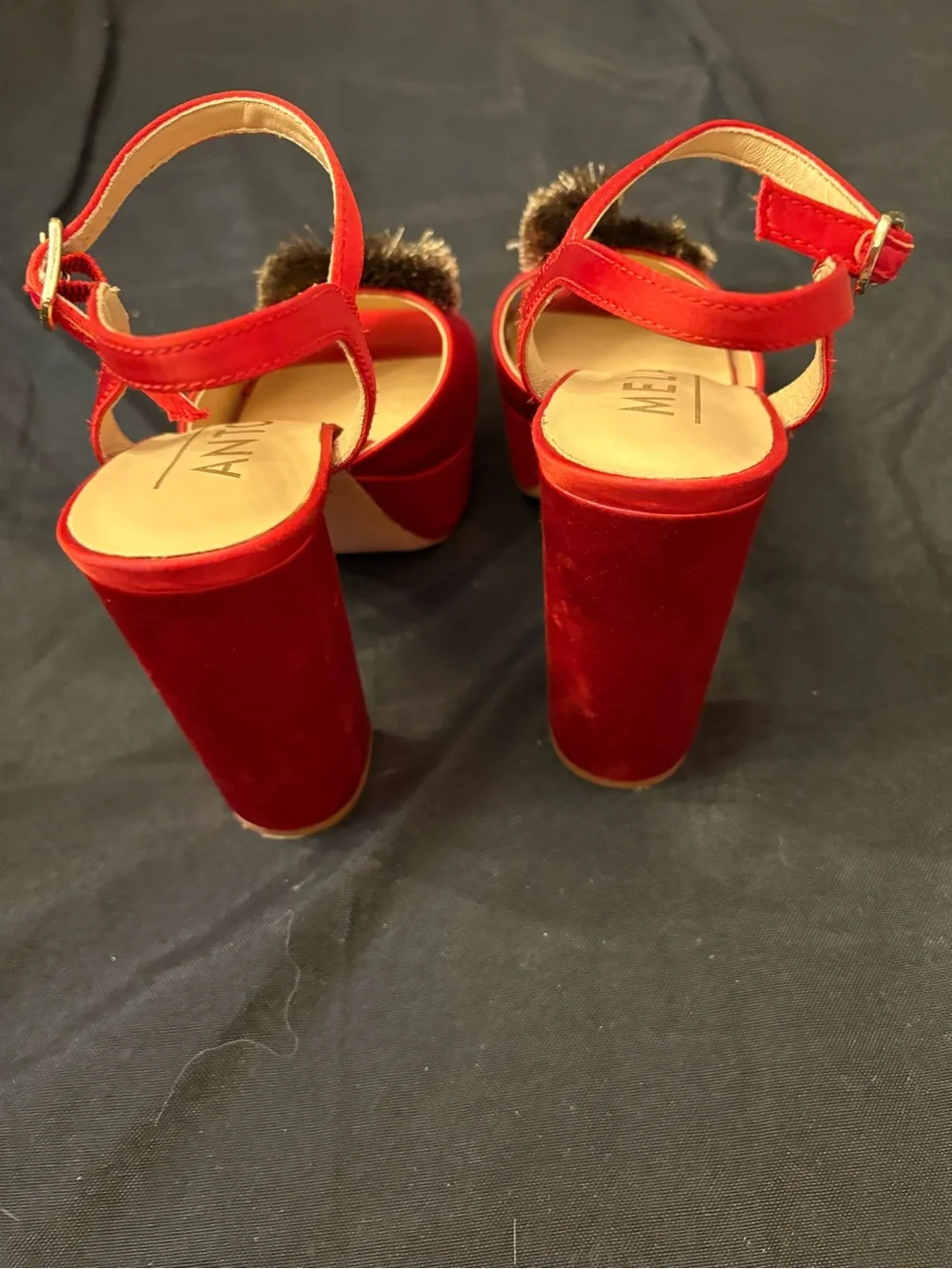 ANTONIO MELANI bold red